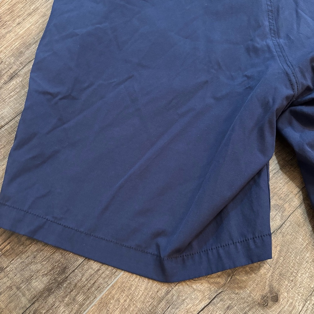 Southern Tide Navy Men's Flat Front Shorts Golf Resort Outdoor Size 36? - Picture 7 of 13
